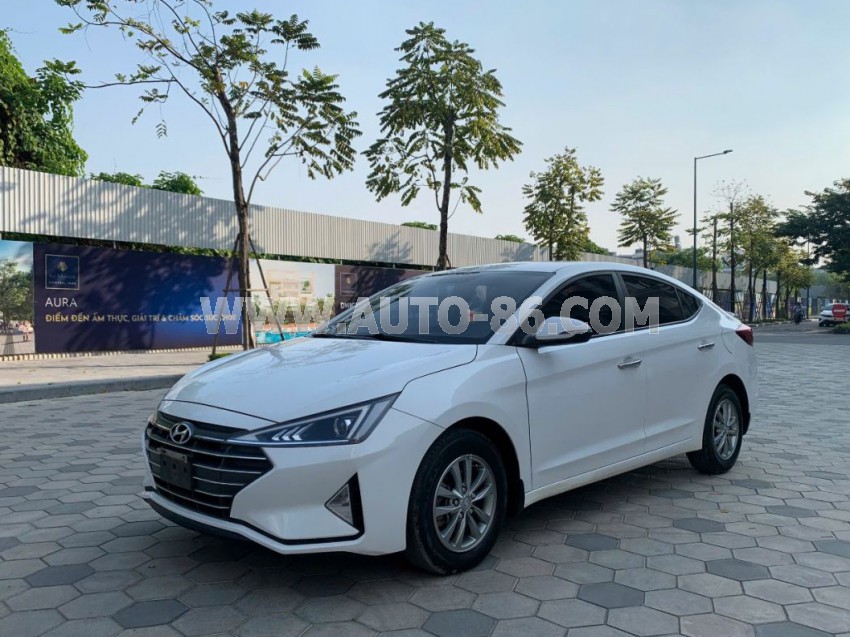 Hyundai Elantra 1.6 MT 2021