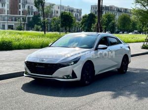 Xe Hyundai Elantra 1.6 AT Đặc biệt 2023