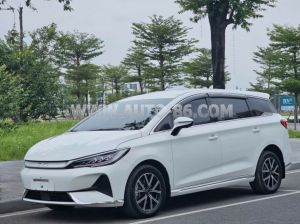 Xe BYD M6 Standard 2025