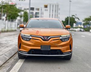 Xe VinFast VF8 Eco AWD 2022