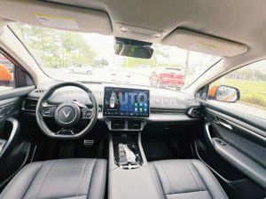Xe VinFast VF8 Eco AWD 2022