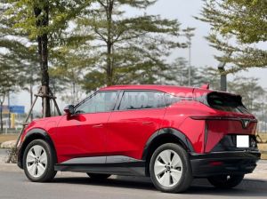 Xe VinFast VF7 S 2024