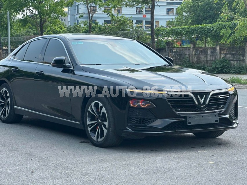 VinFast Lux A 2.0 Tiêu chuẩn 2022