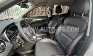 Xe MG ZS Standard 1.5 AT 2WD 2024